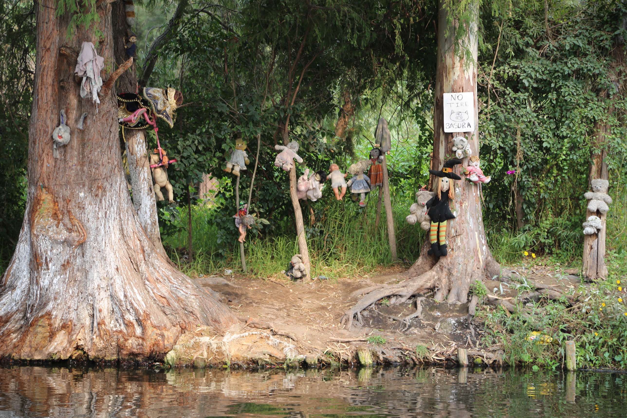 The Island of the Dolls is a reminder of when a little girl drowned and was found at this spot along the canals.